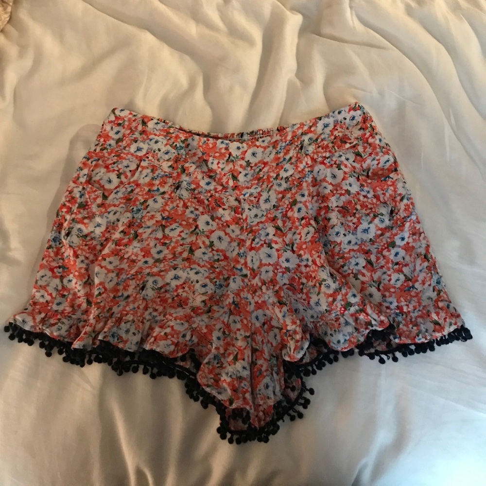 Pompom shorts
