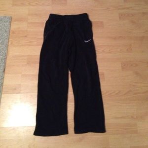Black Nike sweatpants