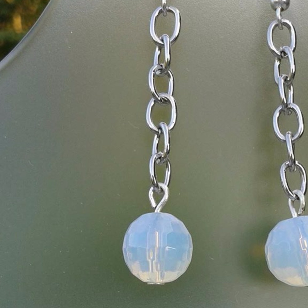 Earrings - Picture 2 of 2