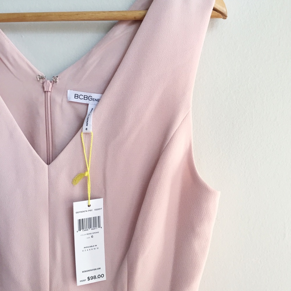 SOLD! 🎀HP🎀 NWT BCBGeneration pink romper - Picture 3 of 5