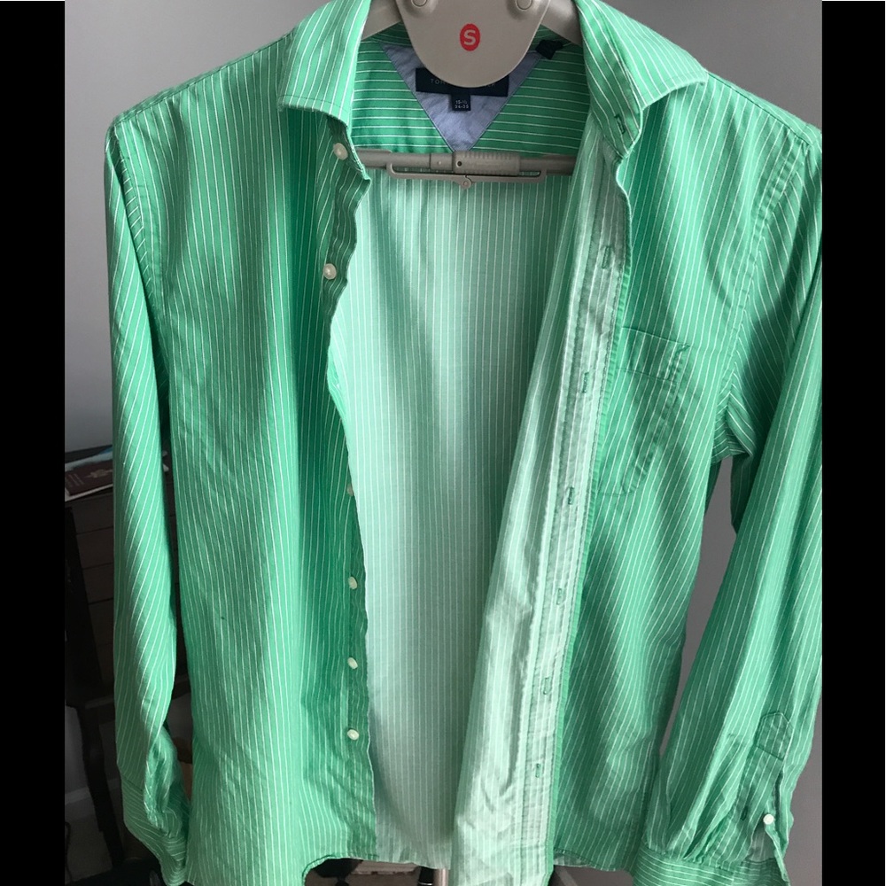 Men's casual button down