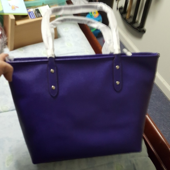 NWT Coach crossgrain tote in purple - Picture 2 of 8