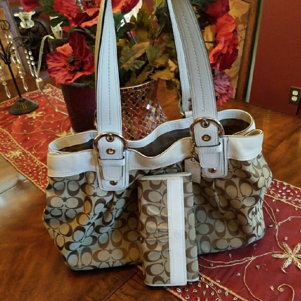Authentic Coach purse and wallet