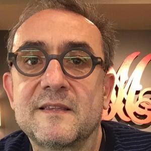 Meet your Posher, Louis