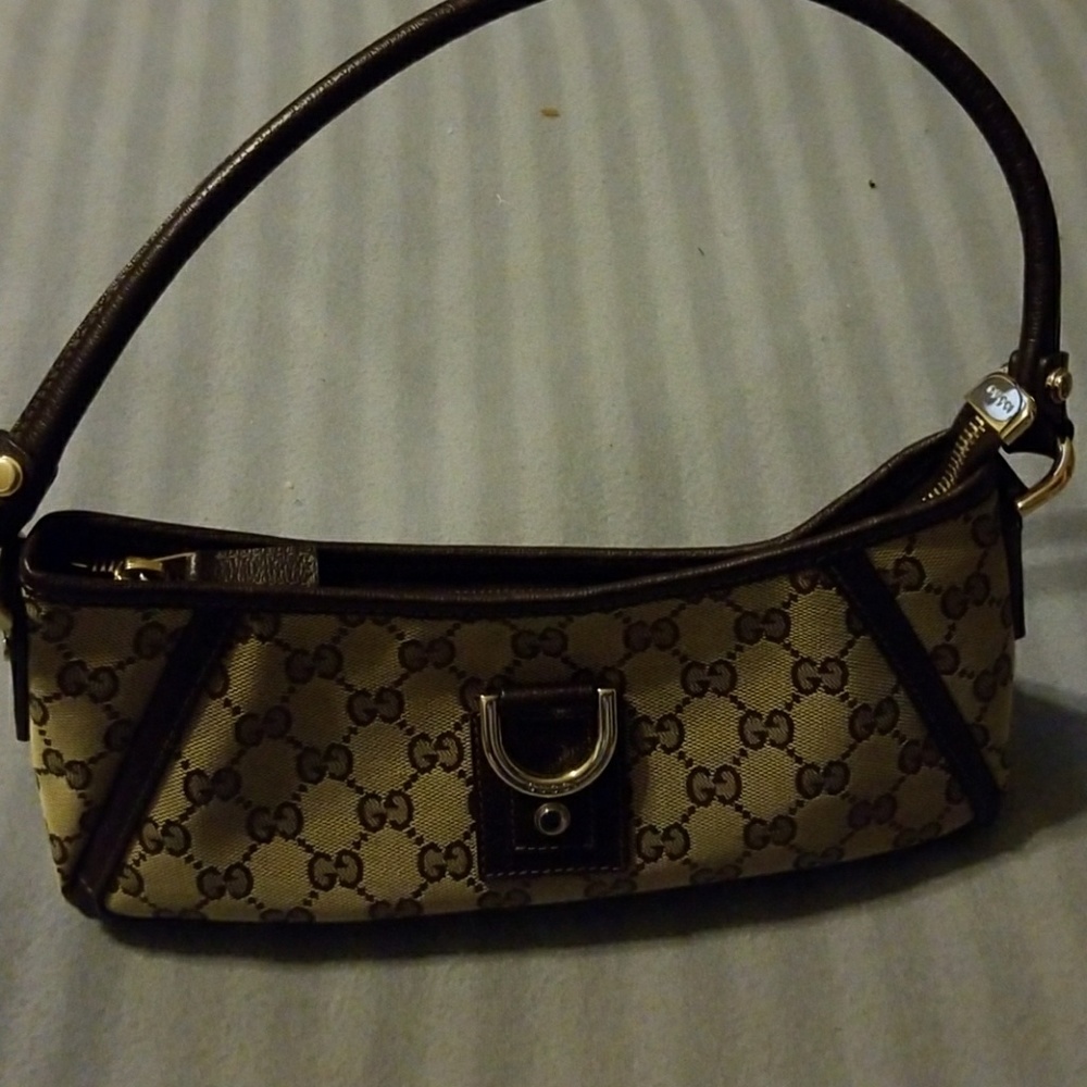 Gucci purse