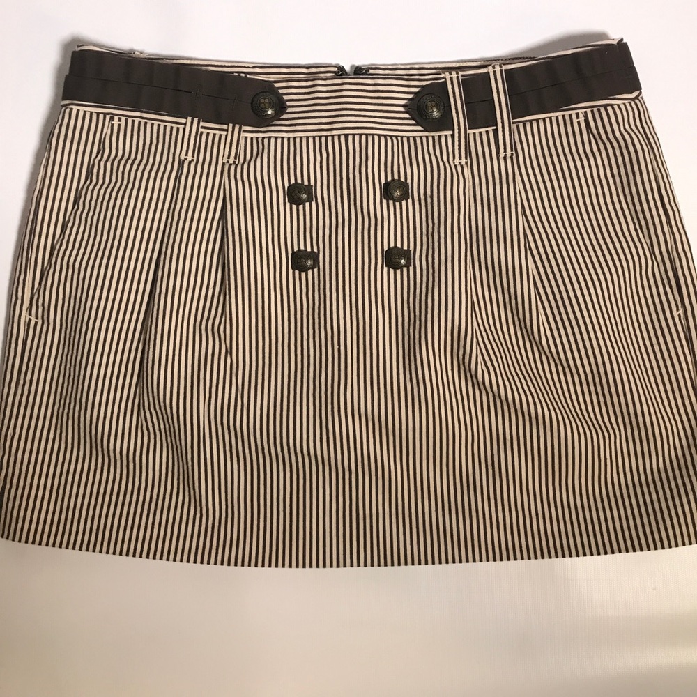 BGBG skirt.