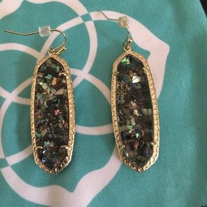 Kendra Scott crushed black Pearl shell earrings