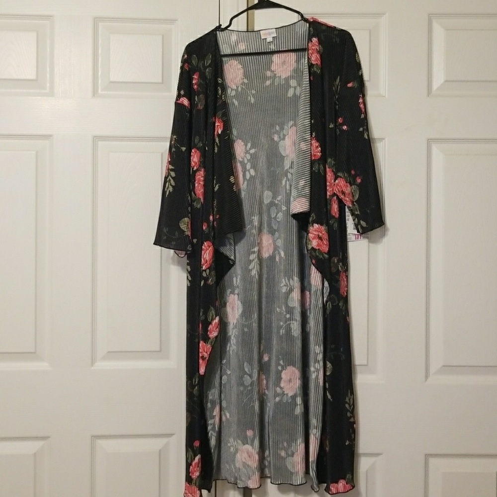 BNWT Lularoe Medium Rose Unicorn Shirley
