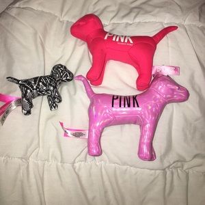 COLLECTIBLE VS PINK DOGS
