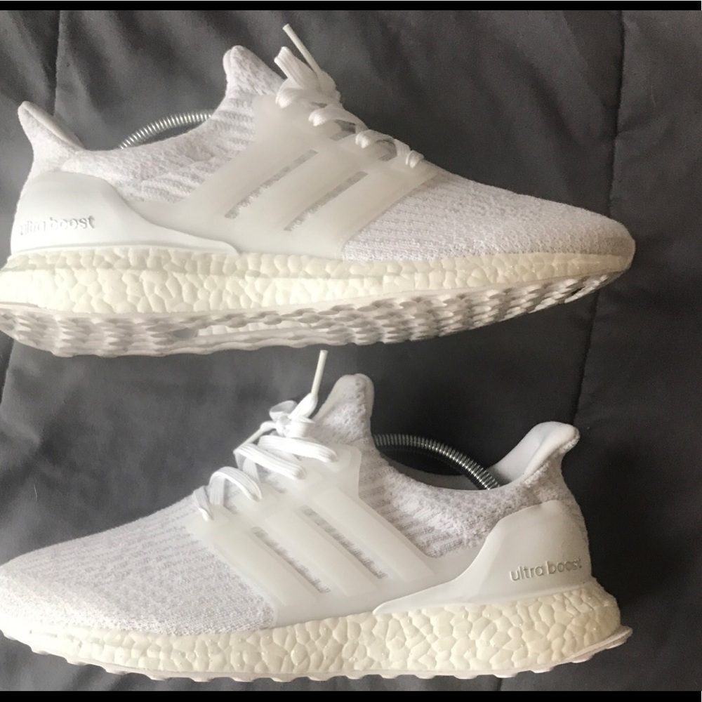 All white ultra boost 3.0