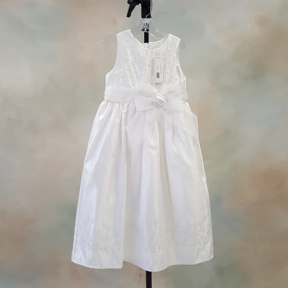 Satin Communion dress, size 6, new with tags