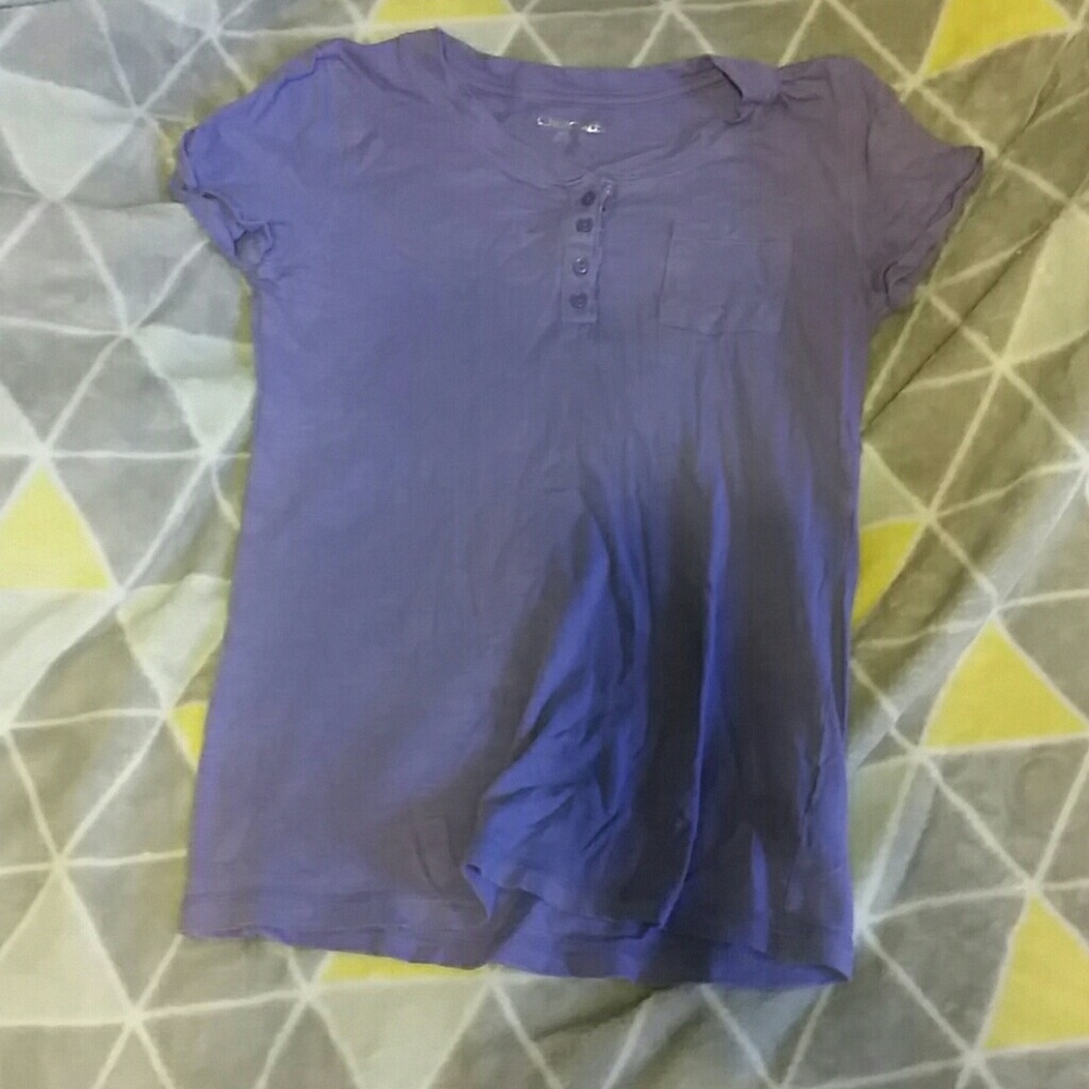 Simple 4 button u shirt