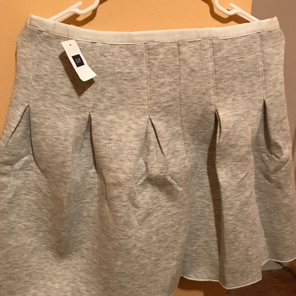 Grey Gap skirt