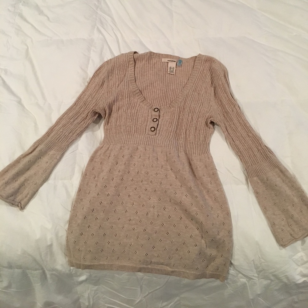 DKNY sweater