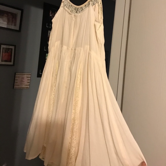 Off White Dress - Picture 1 of 2