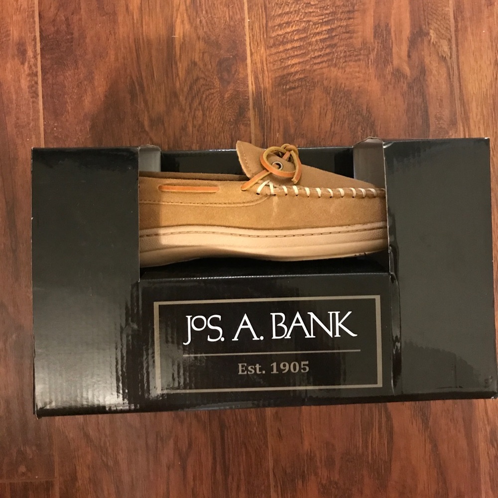 Jos. A. Bank Oak Park Slipper NWT