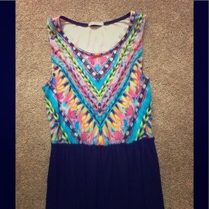 Aztec print max size Medium