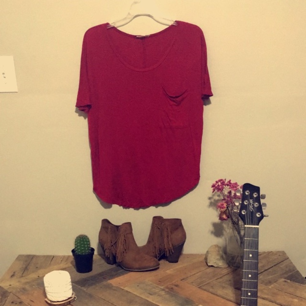Deep red Tee(the hanger makes it look wider)