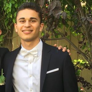 Meet your Posher, Justin