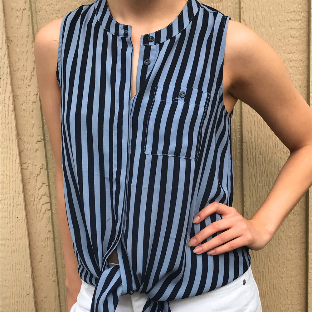 Button-down Tank