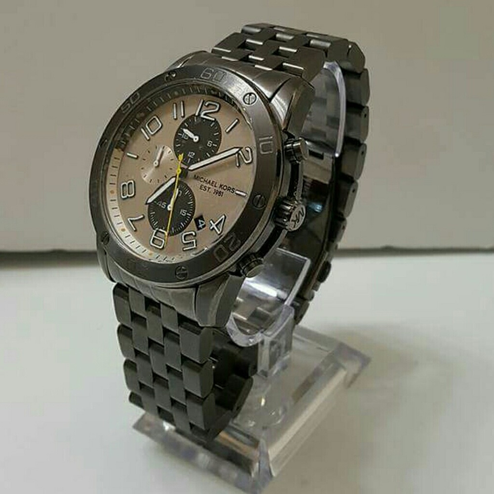 Brand new Michael Kors Gunmetal Stainless watch - Picture 2 of 5