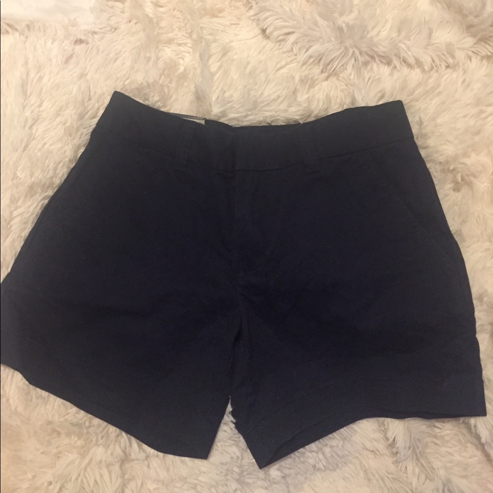 Brand new Tommy Hilfiger shorts size 00