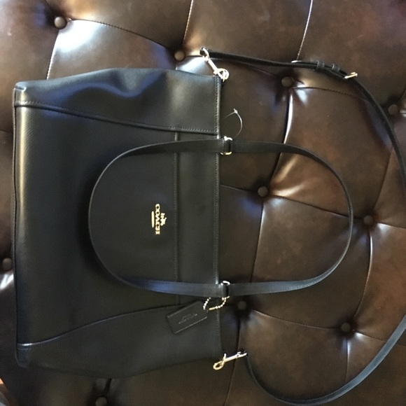 Coach Carryall - Picture 2 of 8