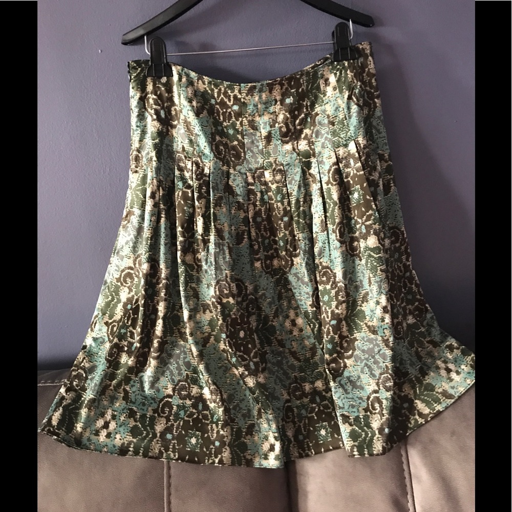 PRINT BROWN/MINT GREEN A-LINE FLOWY SKIRT.  NWOT.