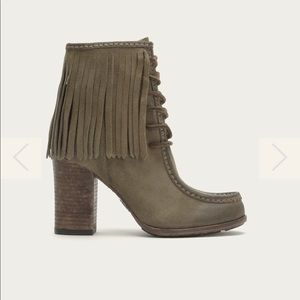 Frye Parker fringe short boot