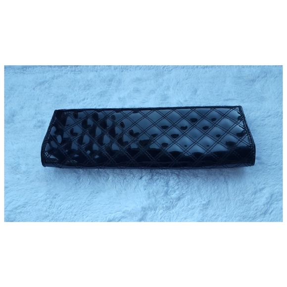 GAP Black Clutch - Picture 2 of 4