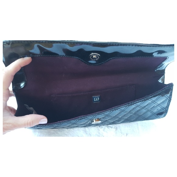 GAP Black Clutch - Picture 4 of 4