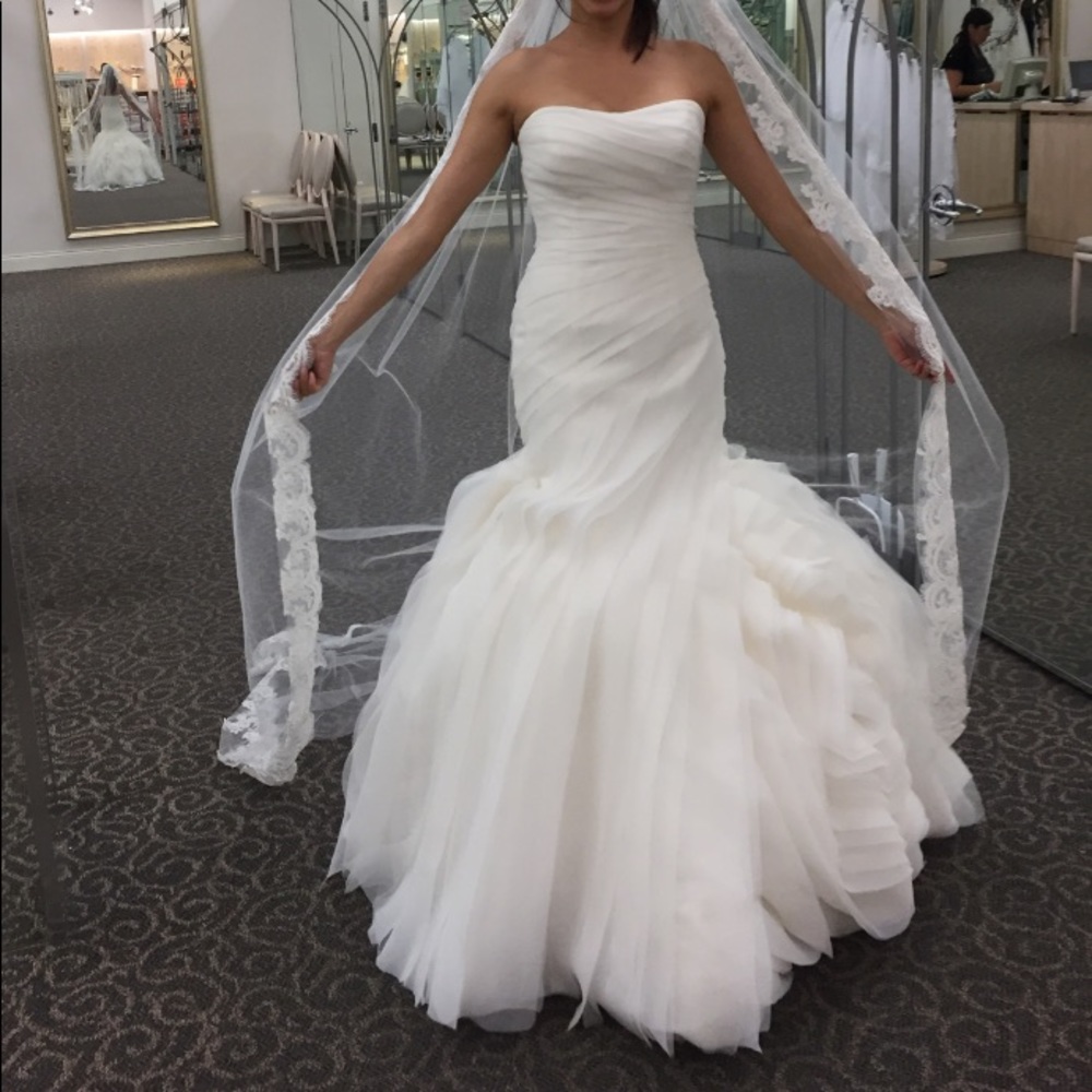 Vera wang wedding dress