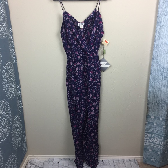 Warren Z Pants - Vintage NWT Warren Z Navy Floral Rayon Jumpsuit