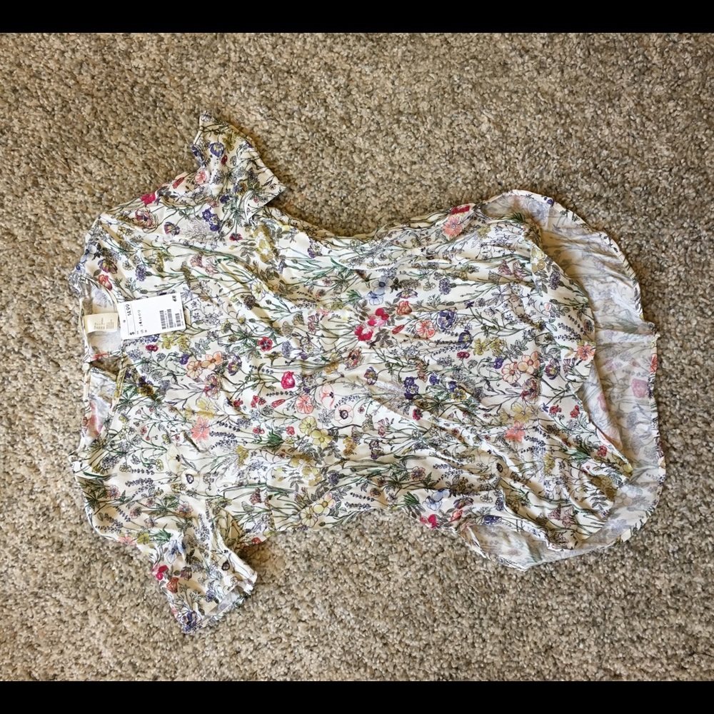 New floral H&M top