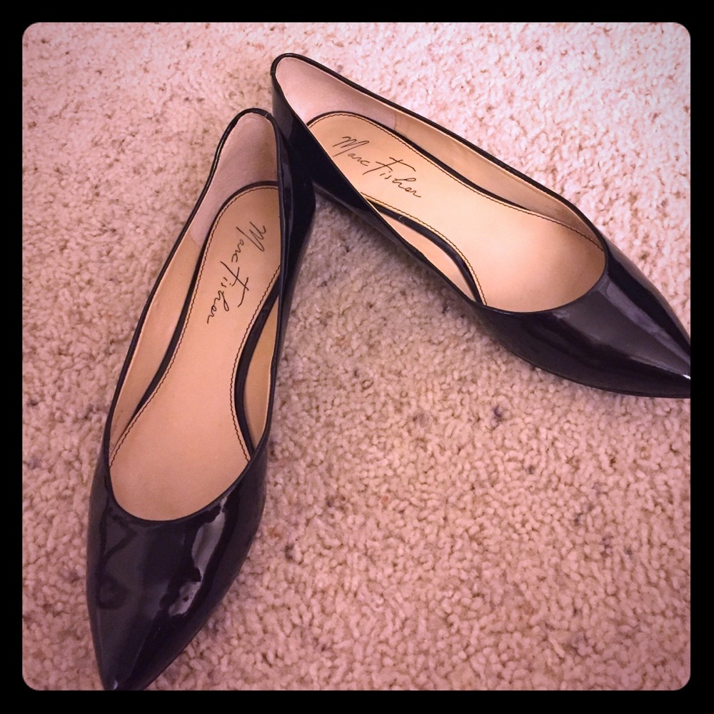 Marc Fisher pointed flats.