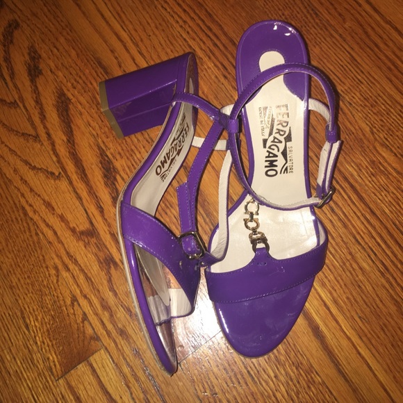 European Ferragamo heels - Picture 2 of 2