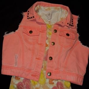 ✔5 for $13 ✔🌺Bright coral Jean vest🌺