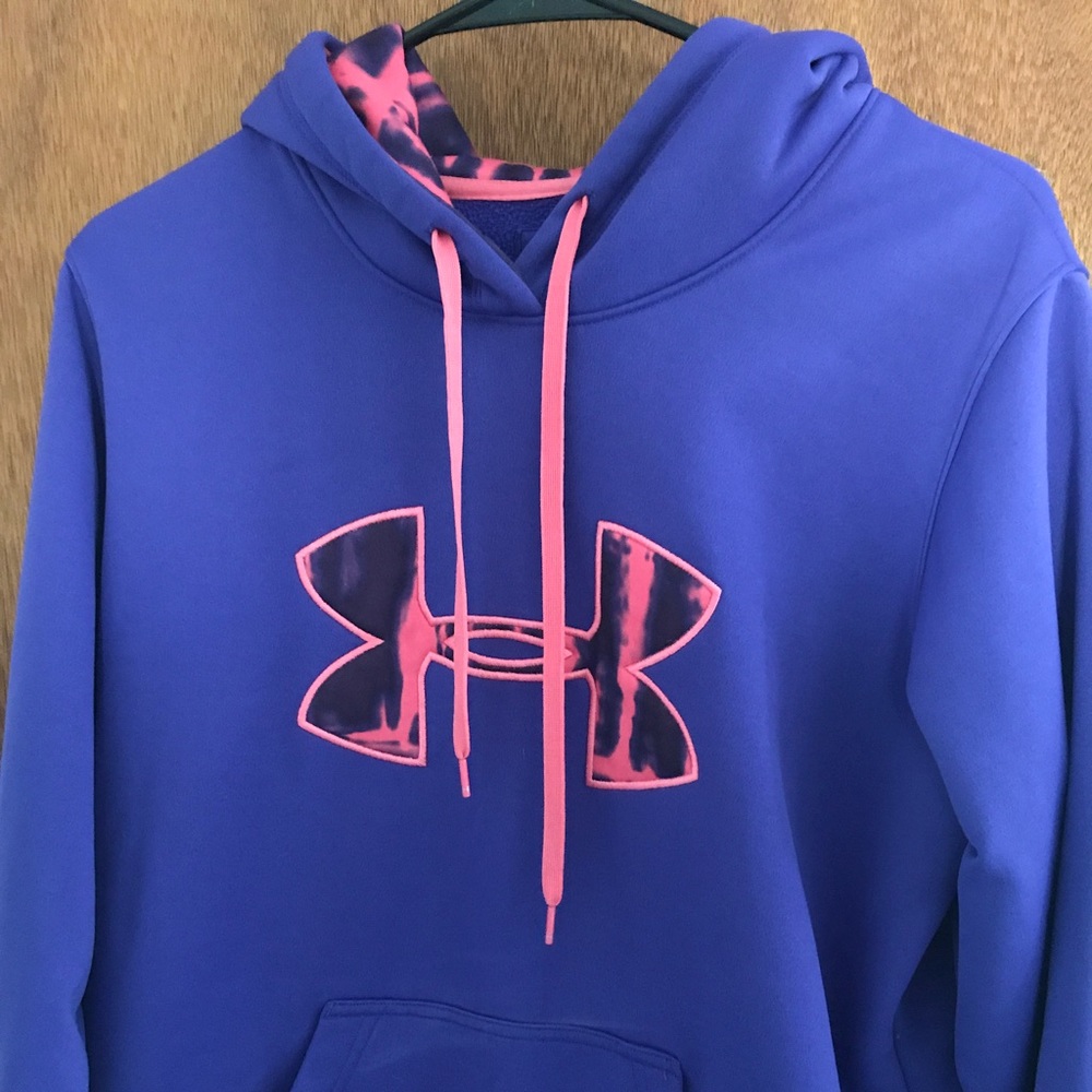 Under Armour Women's Sweetshirt