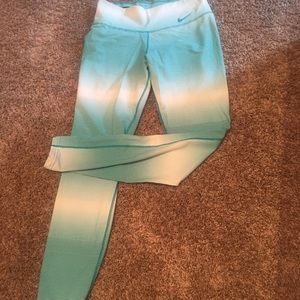 Nike dri fit leggings