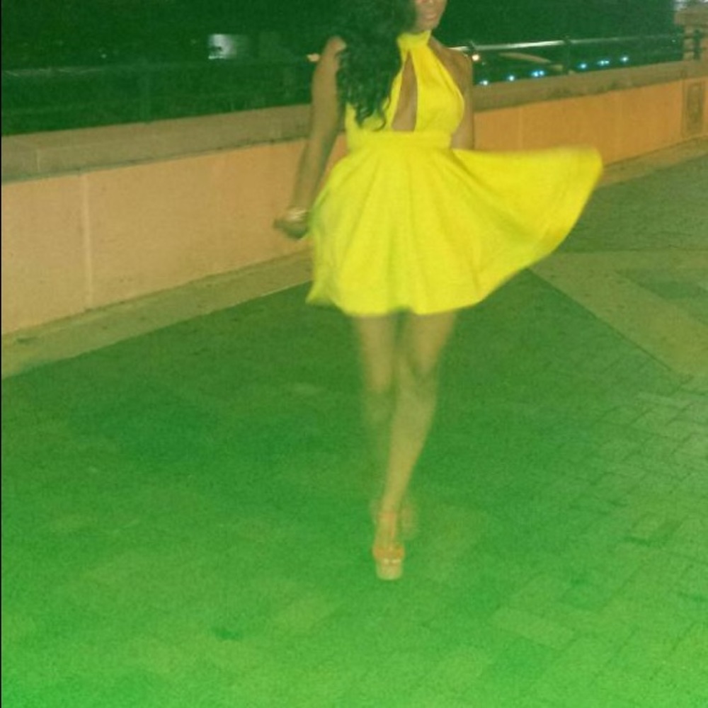 Bebe neon yellow dress-XS