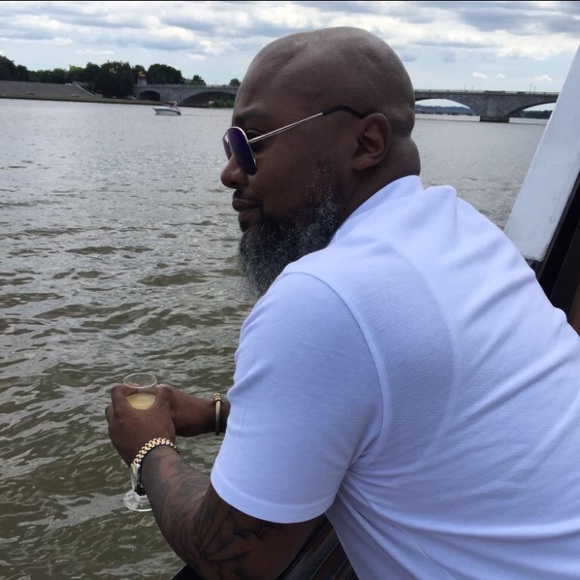 Meet your Posher, Damon - Picture 1 of 1