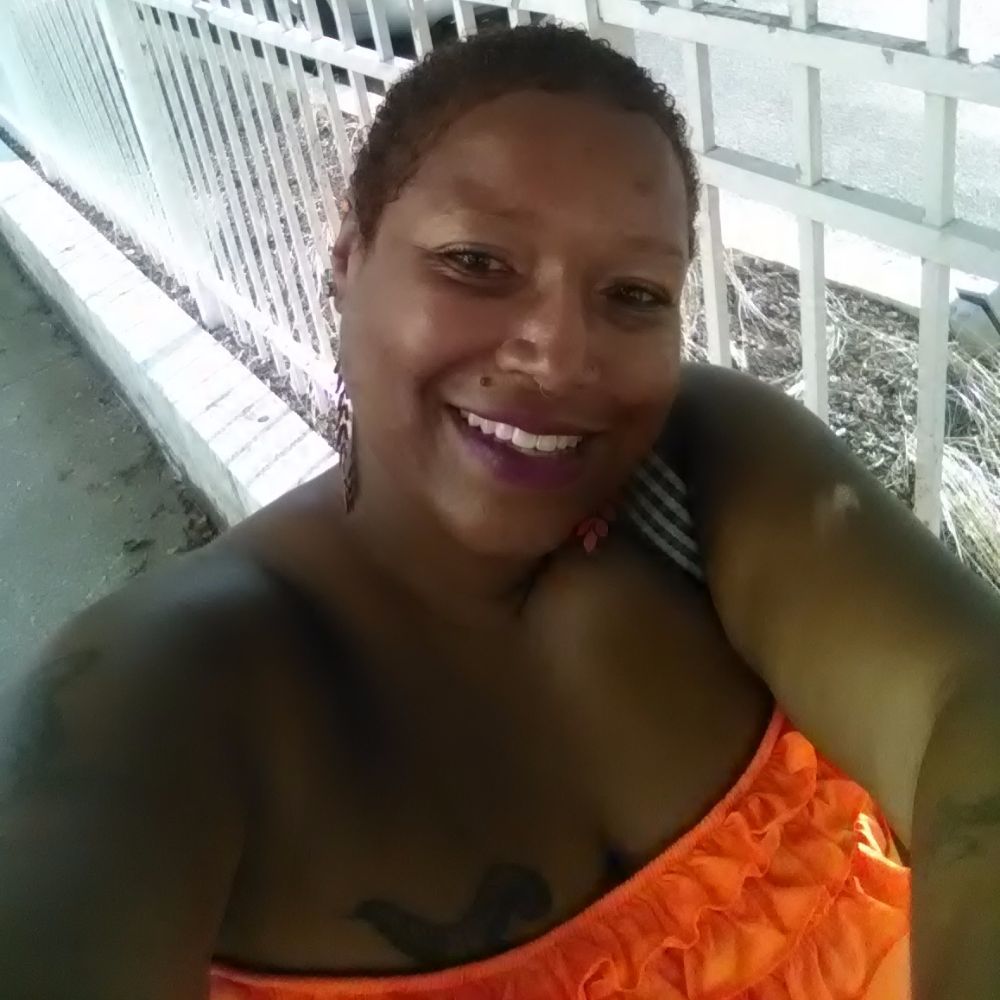 Meet your Posher, Ca'sandra