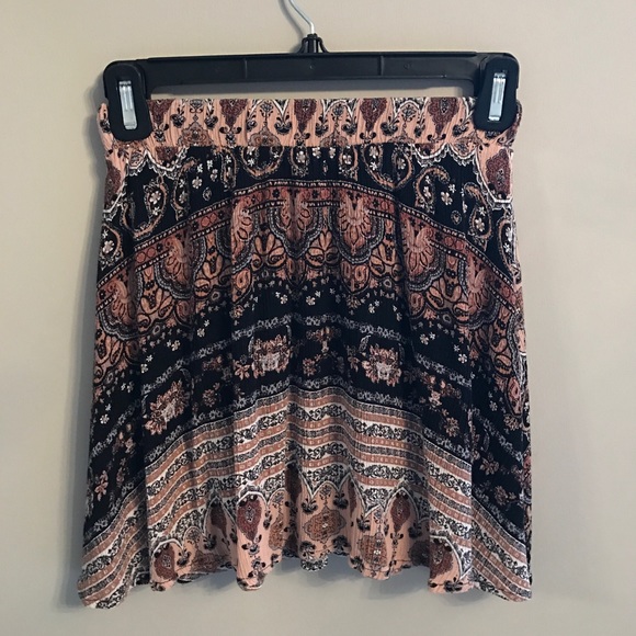 L.A. Hearts Patterned Skater Skirt - Picture 1 of 2