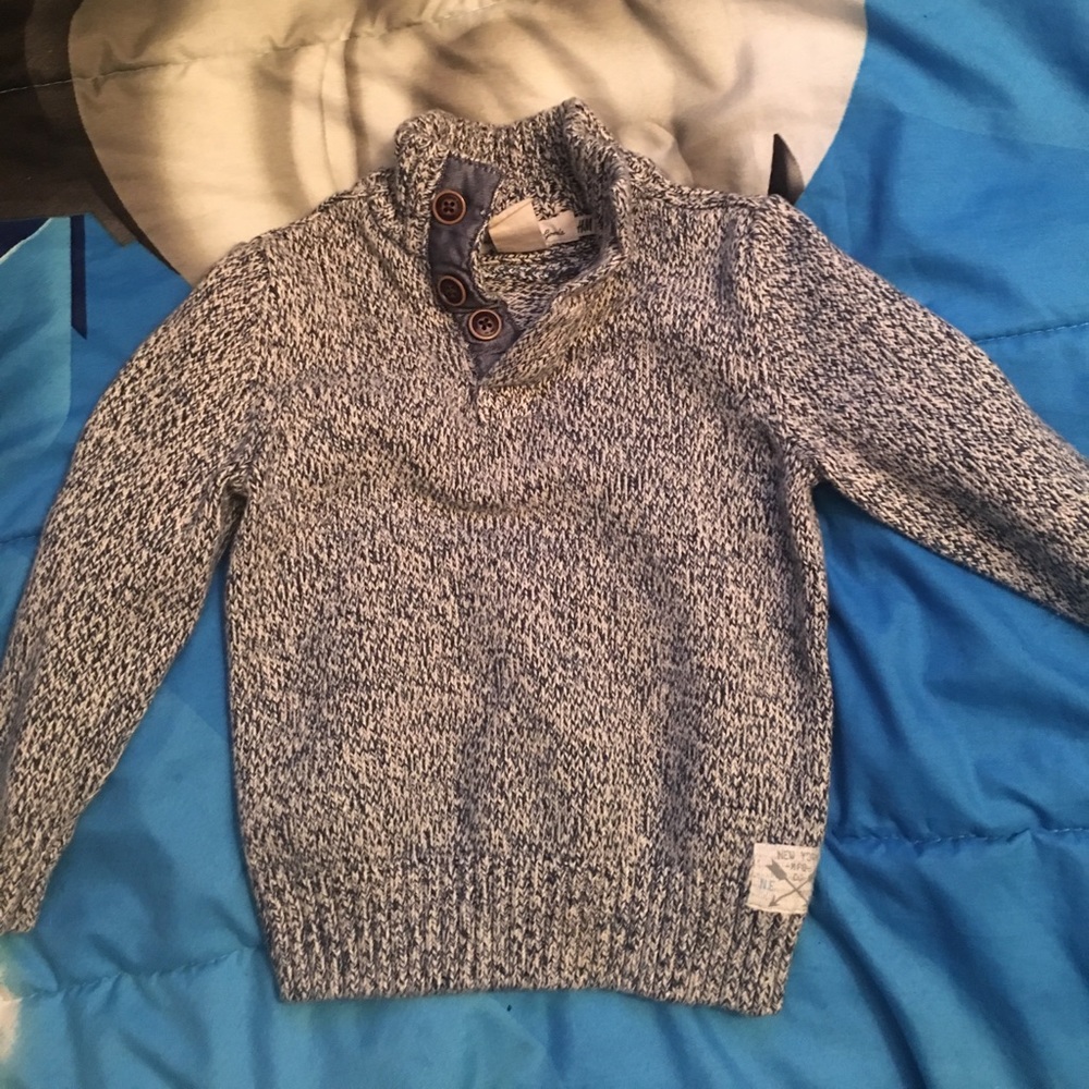 H&M  sweater