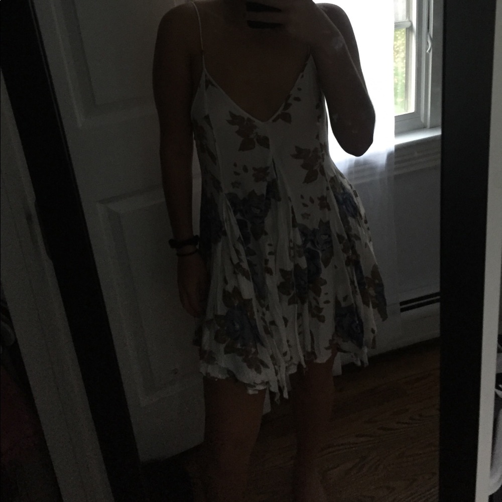 Flowy free people dress! - Picture 3 of 3
