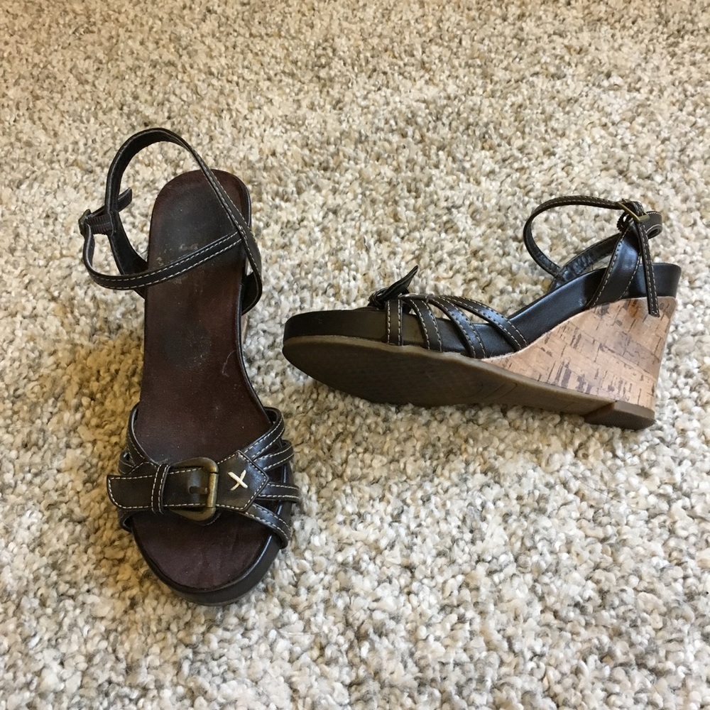 Black wedge sandals