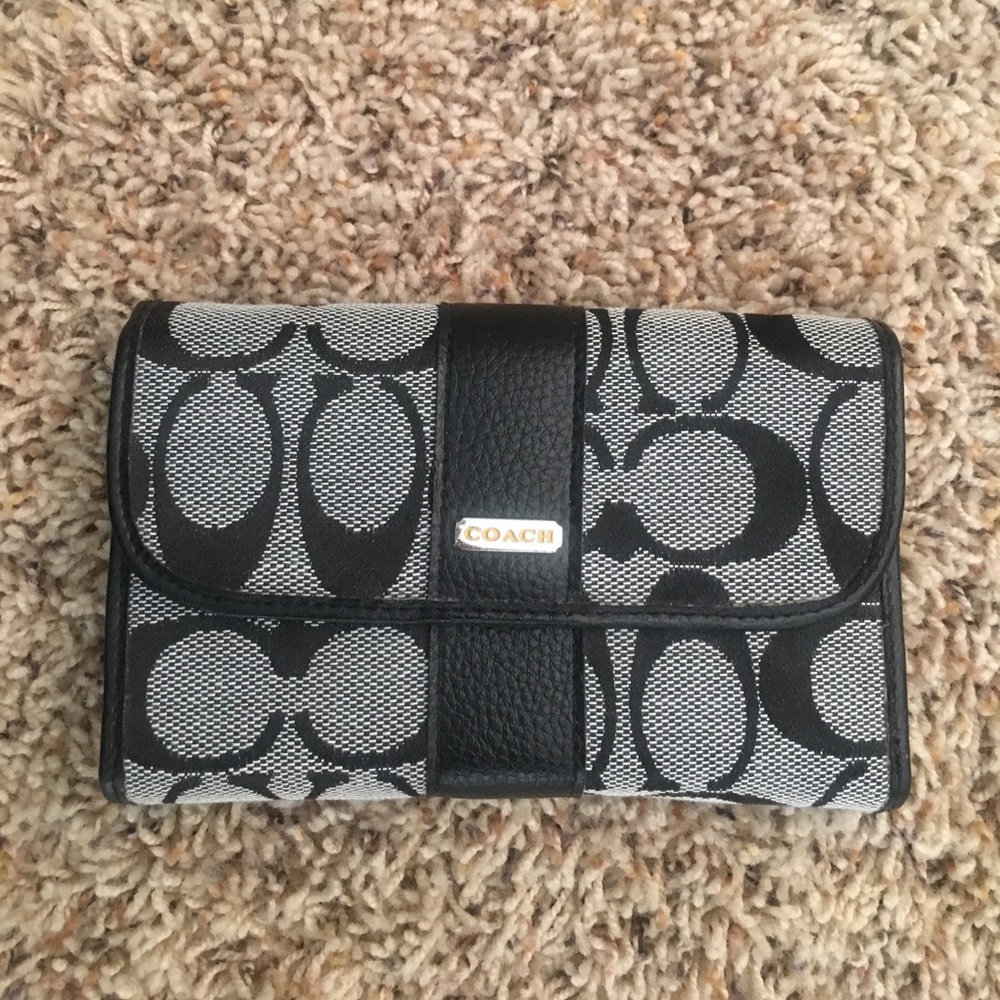 NEW Coach wallet