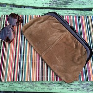 🎉price drop🎉Vintage Italian suede clutch