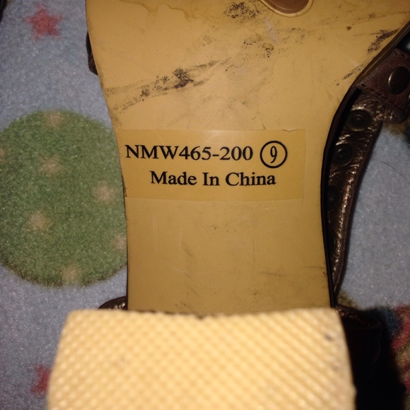 Heels - Picture 4 of 5