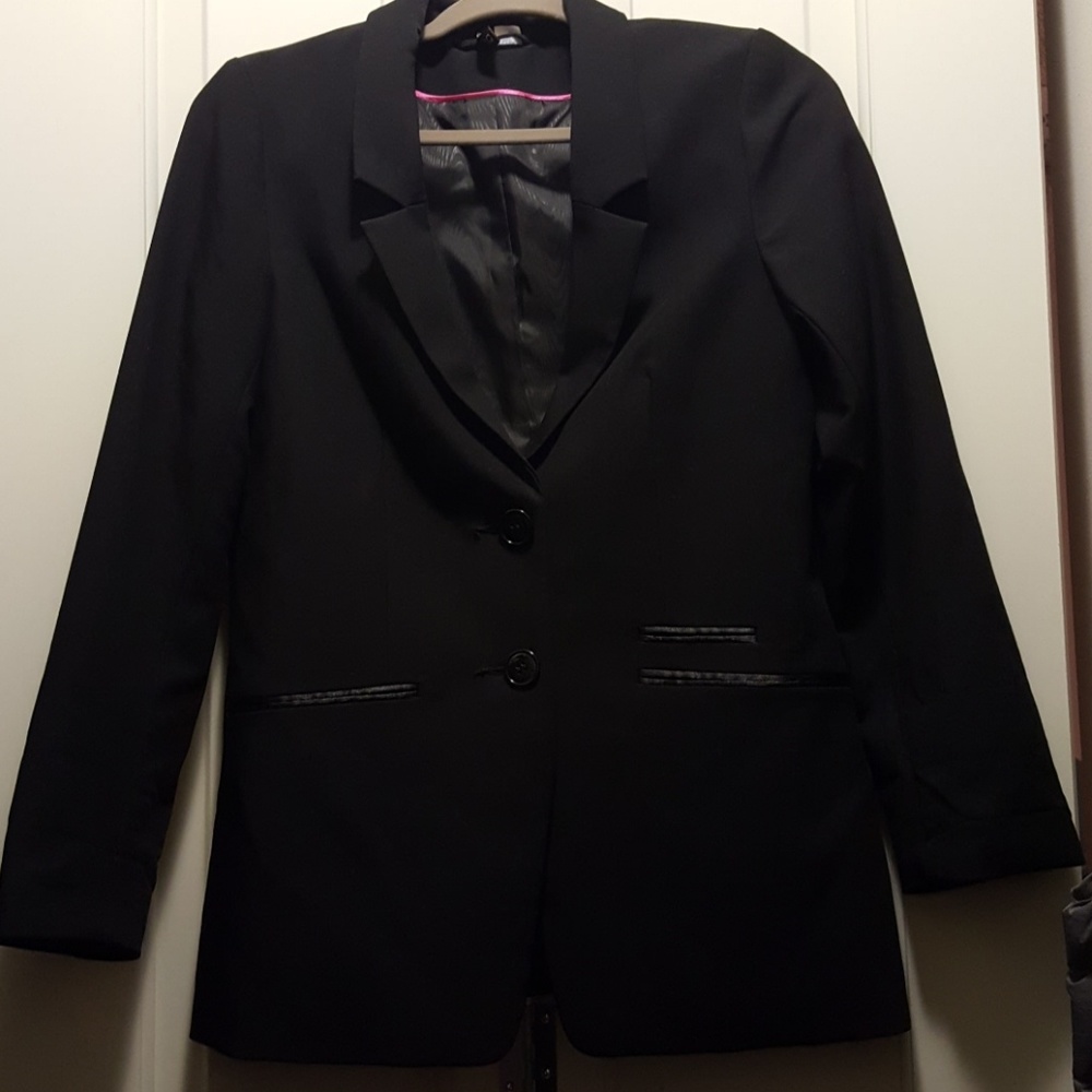 H&M Divided Black Tuxedo Blazer